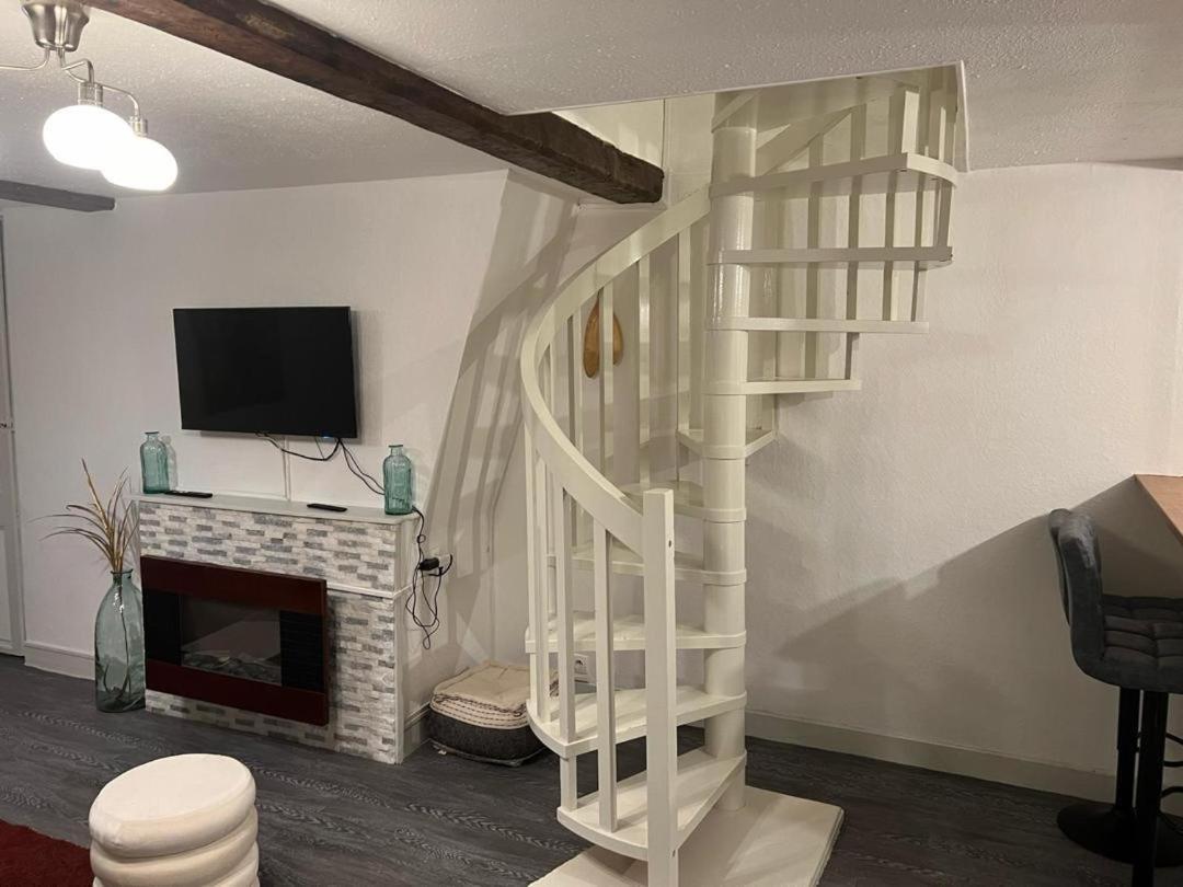 Ndiam 'S Lägenhet Honfleur Exteriör bild